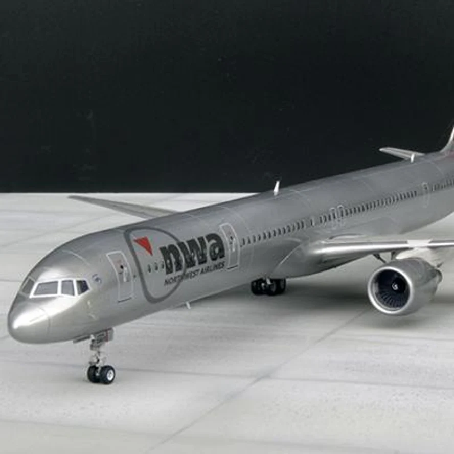Boeing 757-300 Northwest